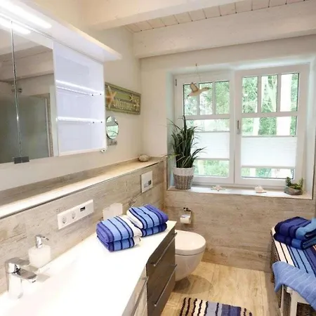 Bonde Hus Comfortable * בוסום