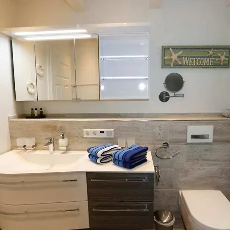 Bonde Hus Comfortable בית נופש בוסום